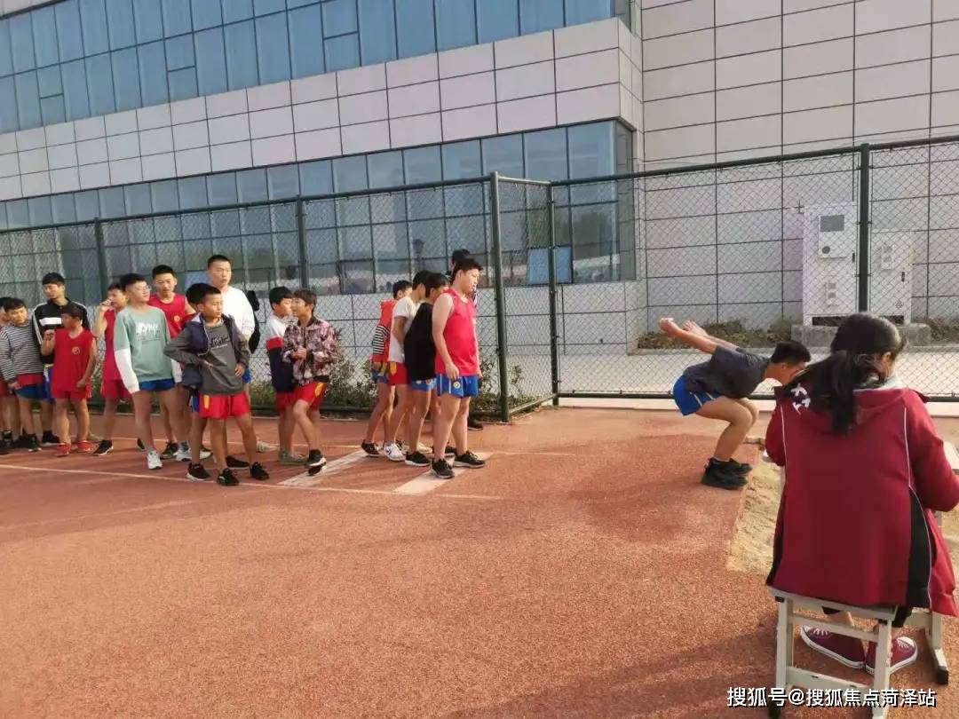 菏泽市体育训练中心,市体育学校举行秋季运动员大纲测试