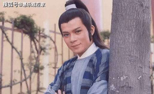 59岁黄日华再谈丧妻之痛,表示对妻子亏欠太多
