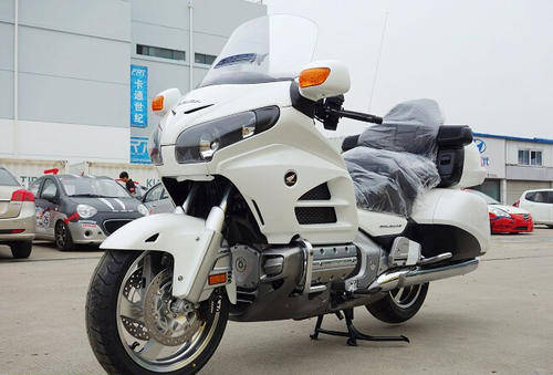 大机车多少钱 dc210e67be1947f6ab574b5b04e8310d.jpeg