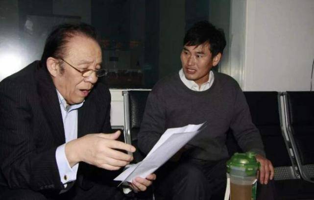 大衣哥朱之文最近的报道 026433dddca74f239e663c00eb4f5e5a.jpeg