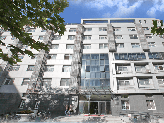 建国初我国经济总量_建国初我国经济差图片