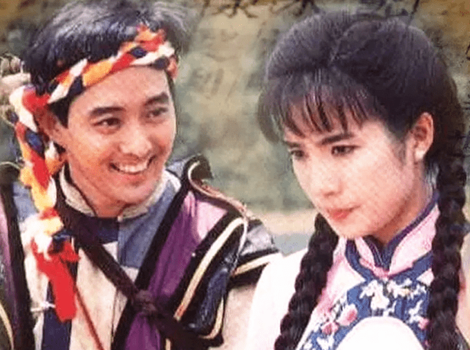 李志希结婚19周年,妻子罕见露面素颜出镜,11岁儿子帅气十足