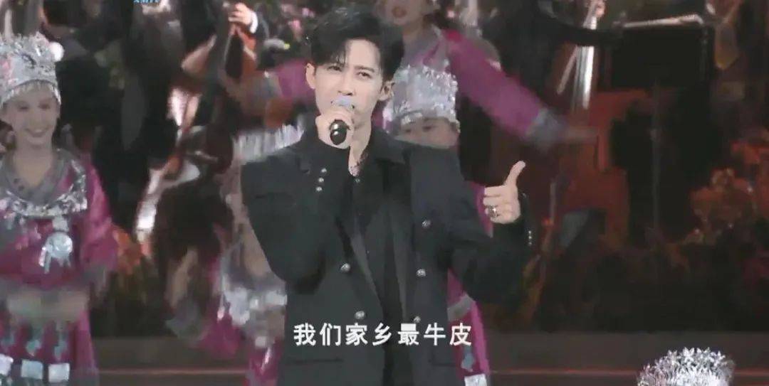 金鸡奖开幕式盘点！周深李光洁惊艳，成龙连说