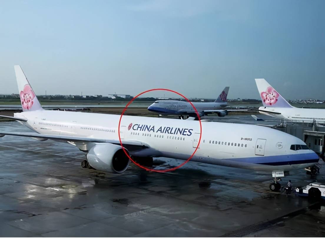 台湾中华航空将china字体缩小!留空间放台湾意象