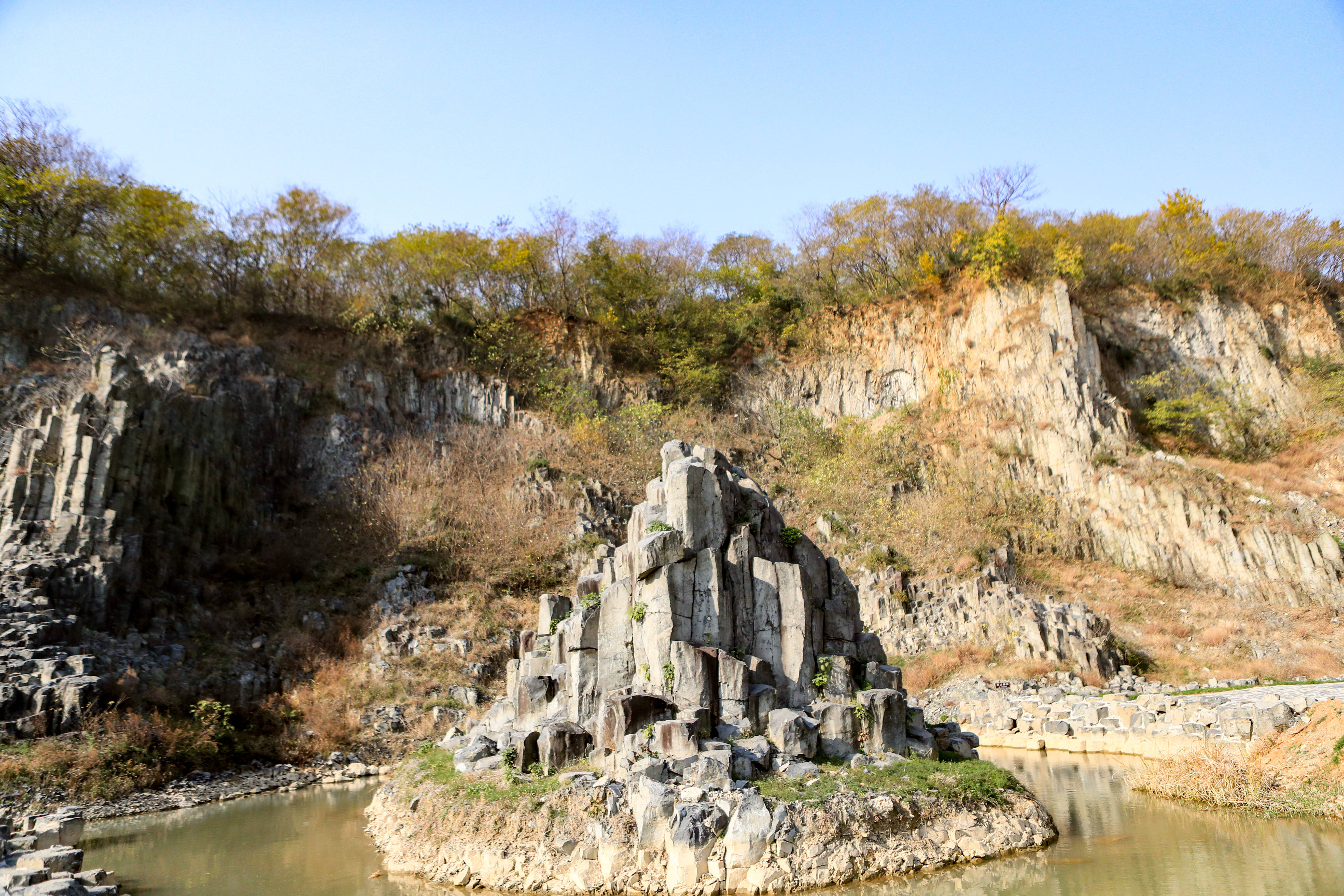 捺山地质公园被评为扬州市最美秋色森林旅游点