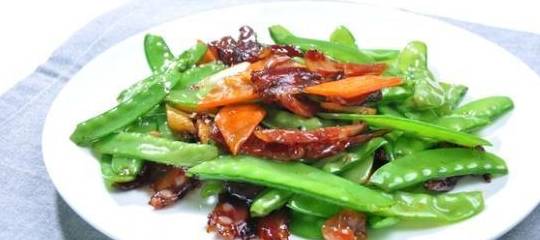 虾仁炒荷兰豆木耳 44526e6b040c44ecabf4b2174bd30f20.jpeg
