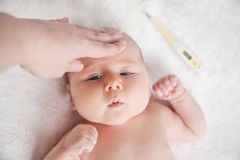 【新生儿体温】新生儿体温标准_新生儿体温如何测量_新生儿体温高怎么办
