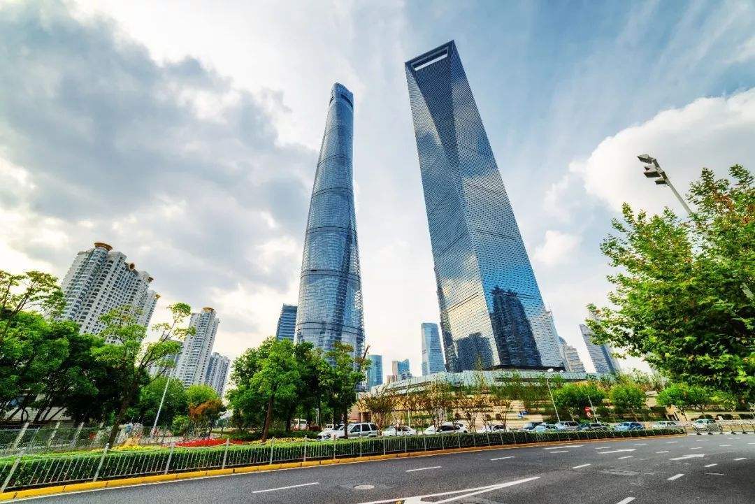 天津第一摩天大楼砸400亿建造，有11项世界纪录，如今却成烂尾楼