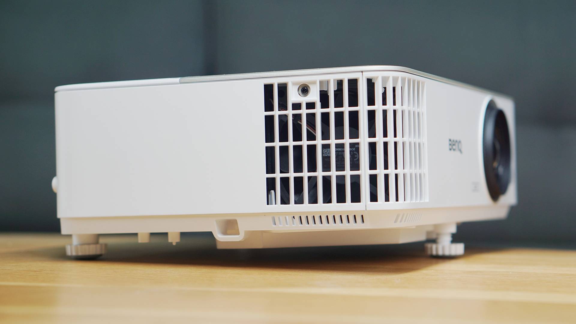 亮度|不只有高色域 明基W1130家用投影画质赏析