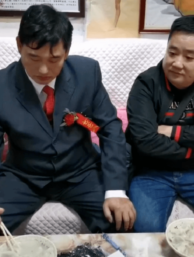 张晓磊曝大衣哥私下道歉自己决定饶过他,疑两