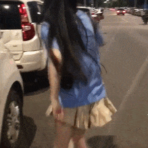 逗乐动图gif你居然敢躲我老娘不发威你当我是病猫么