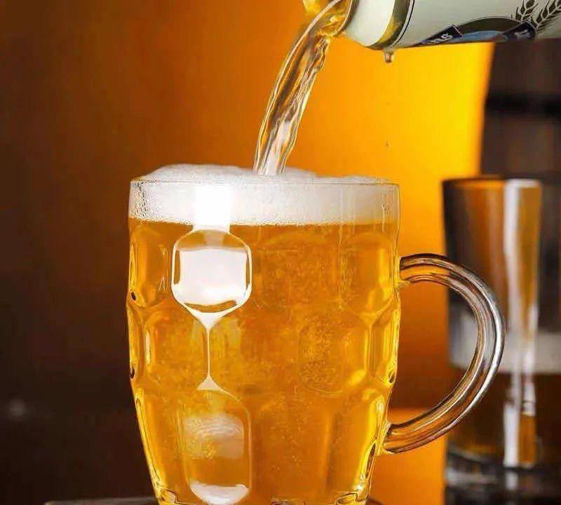 啤酒加可乐有什么效果 e035bea5e623479a892a7779d5e6700b.jpeg