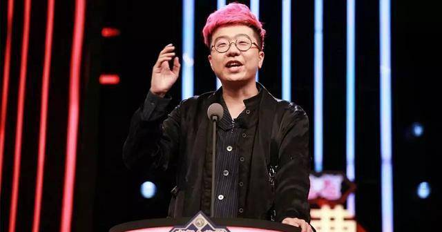 李诞荣获年度综艺之星，闹出乌龙事件，爱奇艺