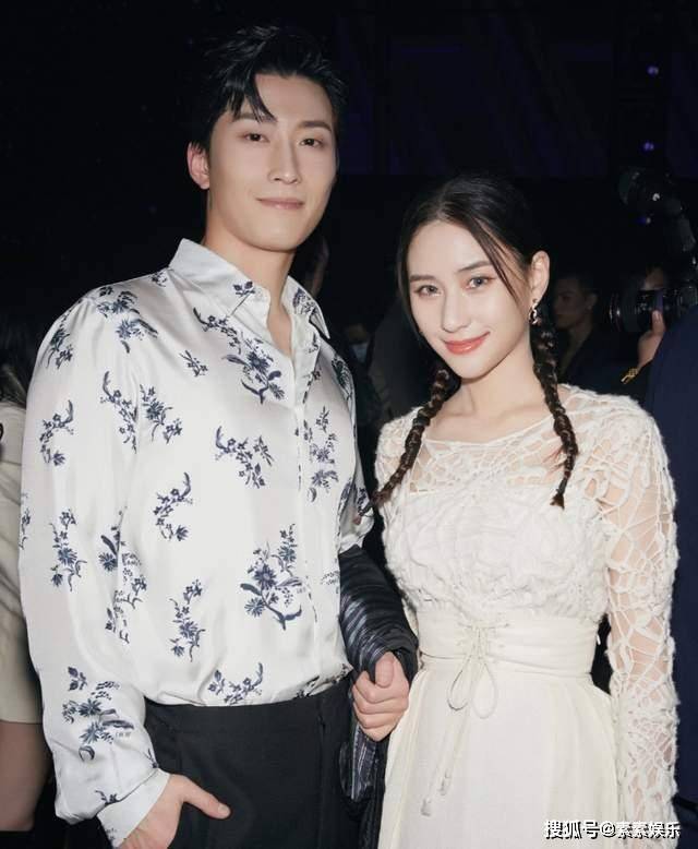 窦骁婚纱照_窦骁何超莲婚纱照