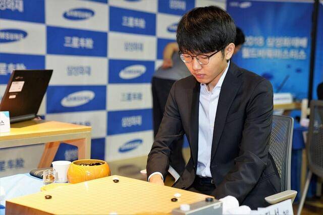 围棋软件排行_晚报杯围棋赛赛程过半洛阳晚报众智软件队排名暂居中上游