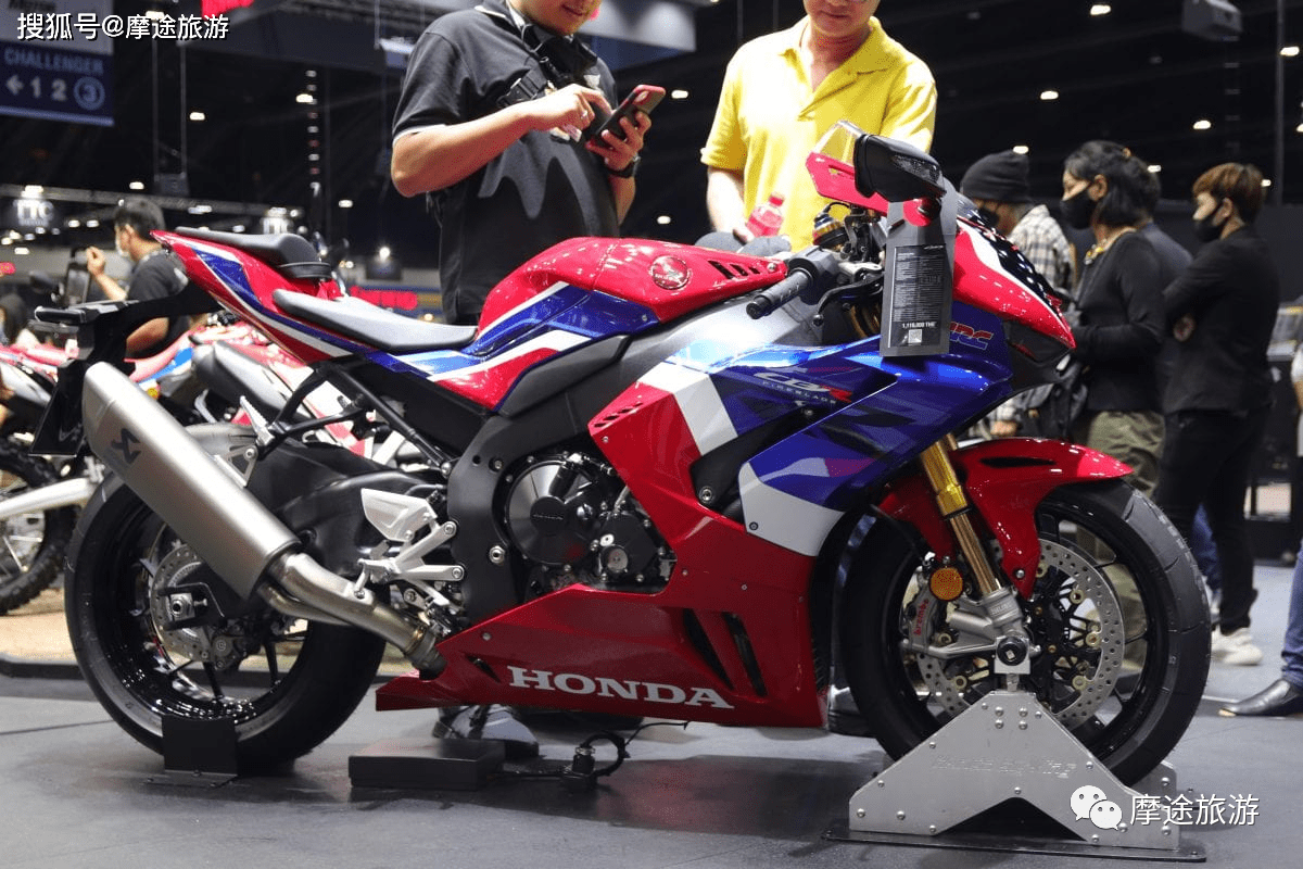 挥舞炎刃的赛道狂人,本田cbr1000rr-r实车来了!