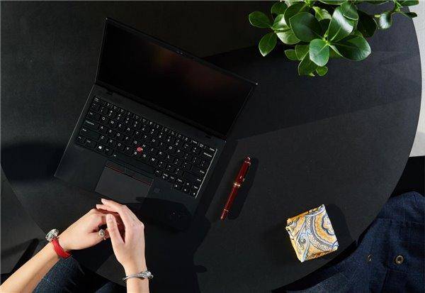 ThinkPad X1 Nano，轻便与高效的完美结合