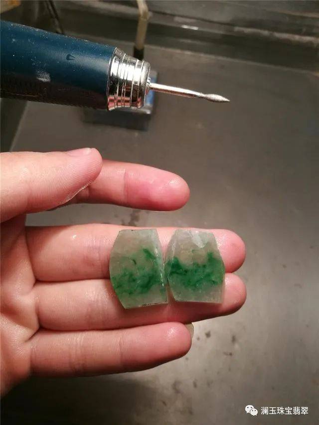翡翠边角料的逆袭,只因它有了这个优点.