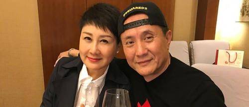 张志坚和张凯丽 返回搜             责任编辑