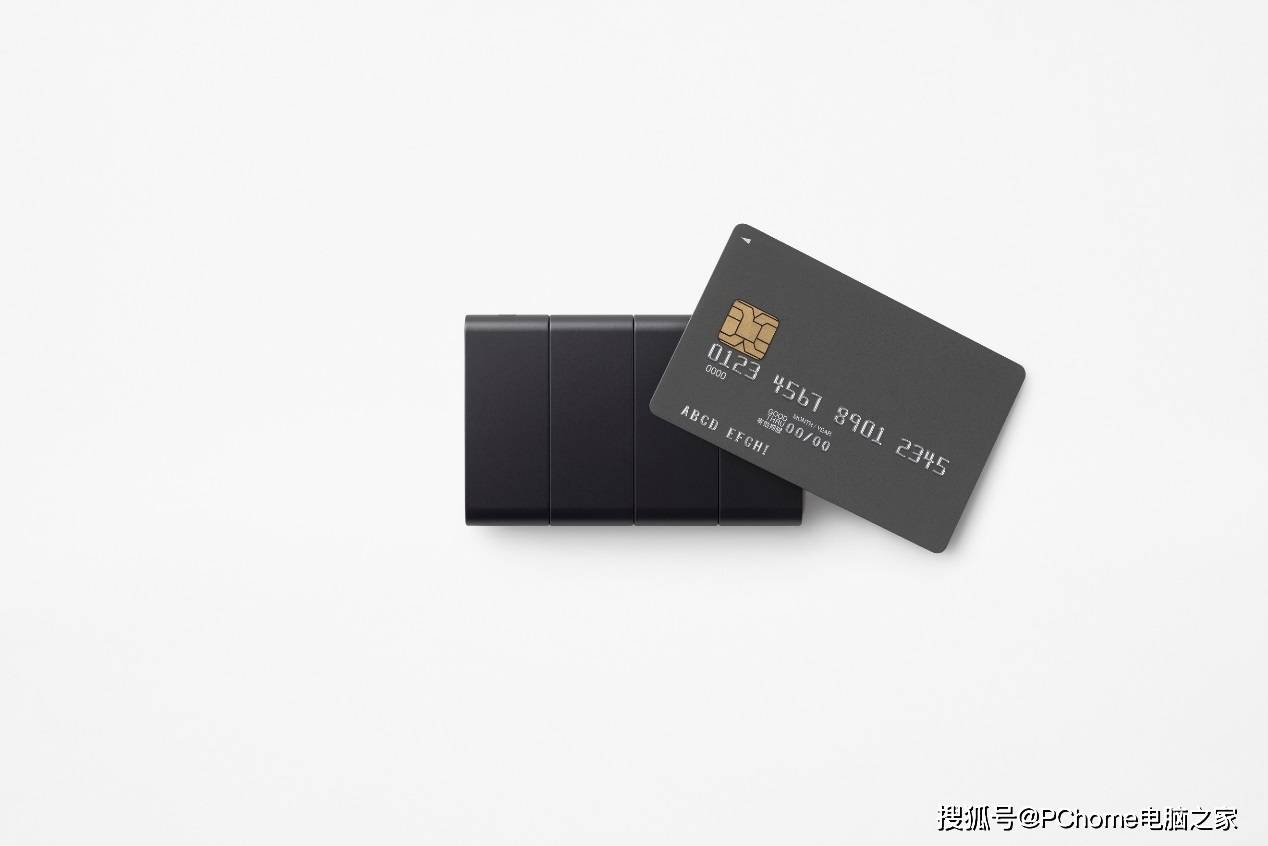 突破|三折叠玩法新突破 OPPO折叠屏新设计展出