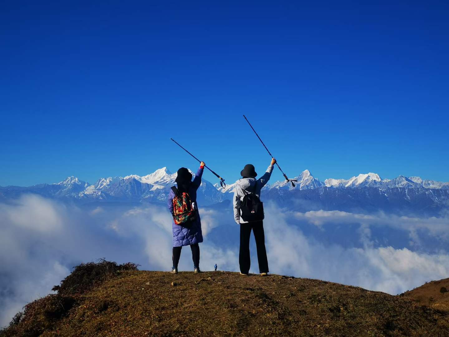 【元旦旅行】成都周边游徒步登山路线|四人同山