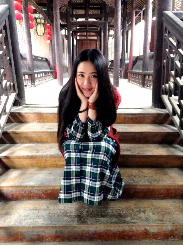 ●●●桂琳武汉格鲁伯实验学校音乐专任老师。毕业于武汉音乐学院音乐教