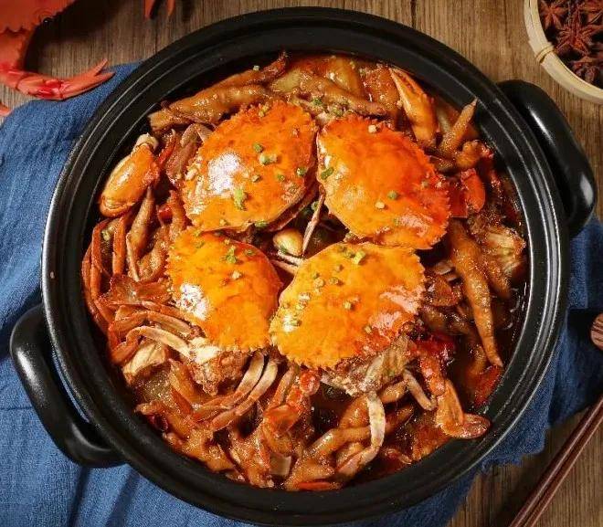 肉蟹煲人均消费多少钱_肉蟹煲图片