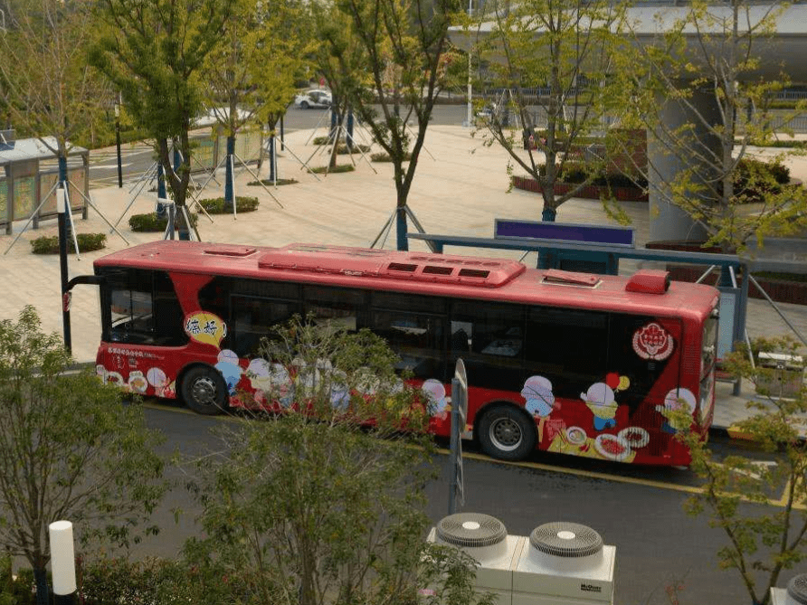 苏州最特别的巴士，在车上吃遍苏州美食，风景美食两不误