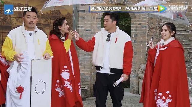 《跑男》闻香识女人,郭麒麟展现好家教,baby打搭档头被嘲