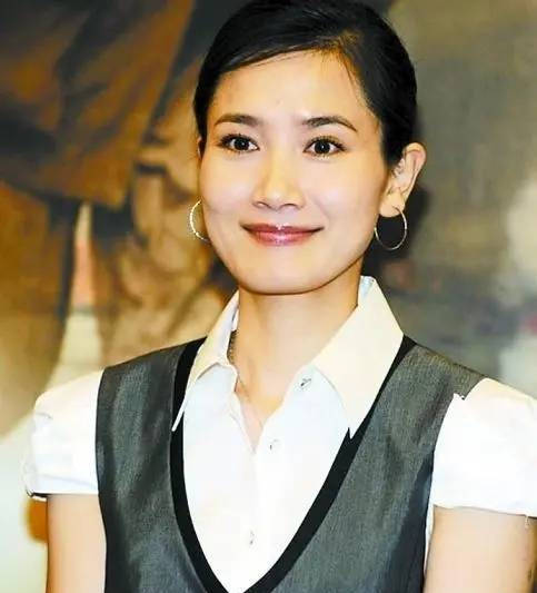 他是國家一級演員偏愛父女戀，53歲三婚娶90後妻子，至今還在拼生兒子 娛樂八卦吃瓜 第9张