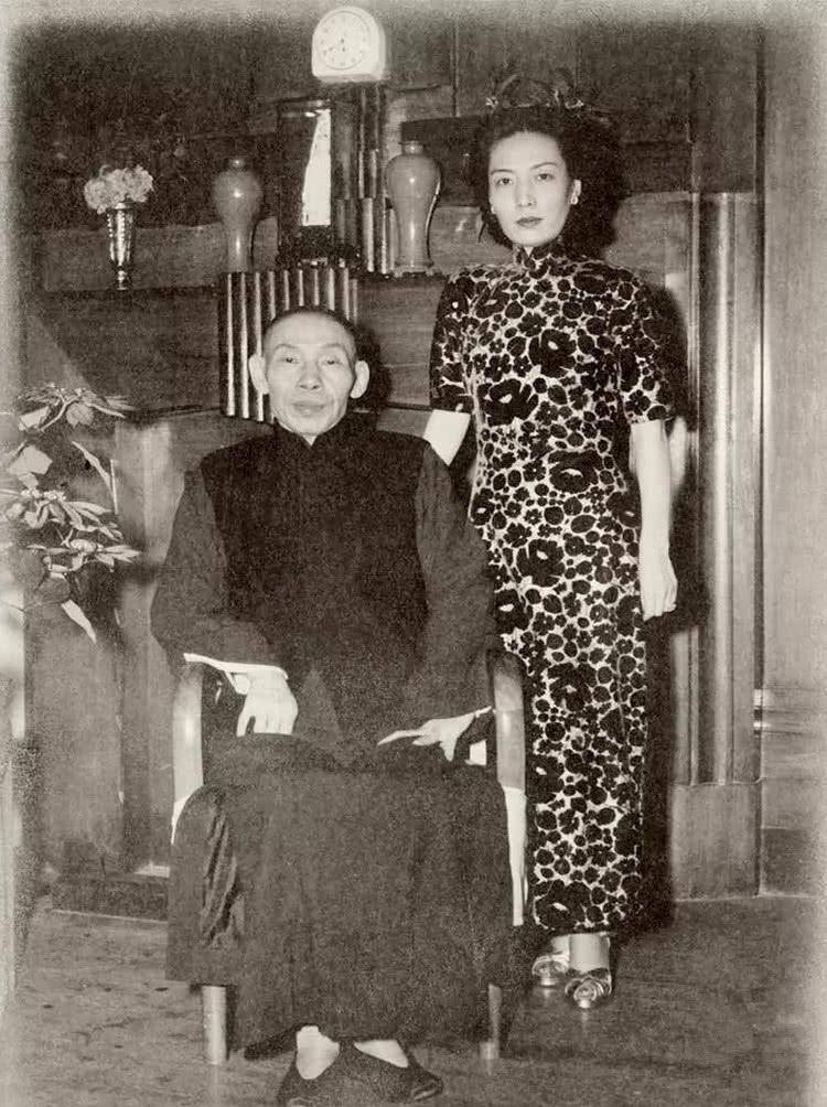 "上海皇帝"杜月笙老照片:62岁时迎娶孟小冬,临死前烧掉了所有欠条