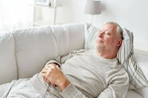 中老年人如何提高和保证睡眠质量？