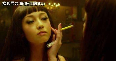
新世纪的；‘’日本女人‘’喜欢吸烟喝酒【BOB手机】
