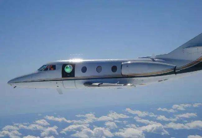 激光武器 5224cbc090b3435999ccb629cfd01eda.jpeg