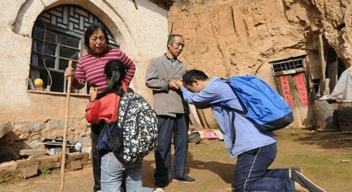 湖北农村双胞胎学霸,通过知识改变命运