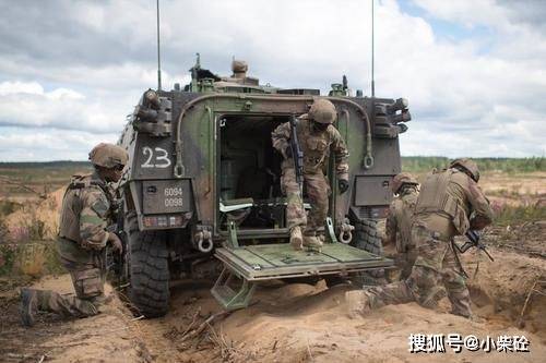 法兰西人似乎对轮式装甲车情有独钟vbci步兵战车