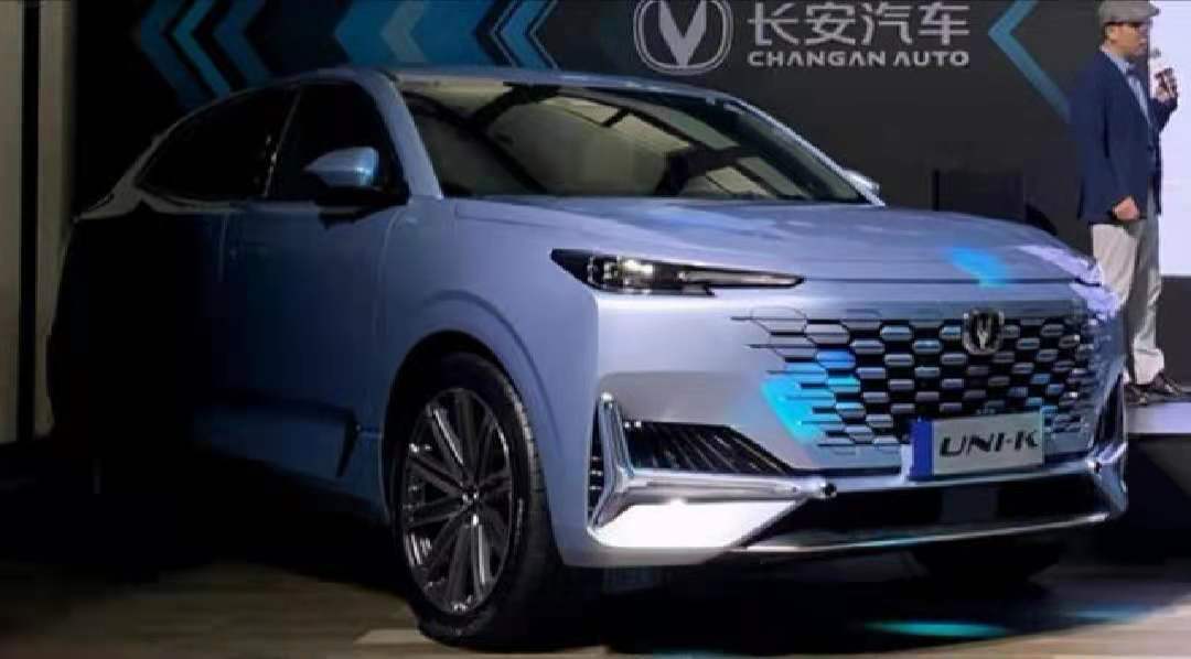 新车即将发布长安unik蓝鲸20t爱信8at变速箱你爱了吗