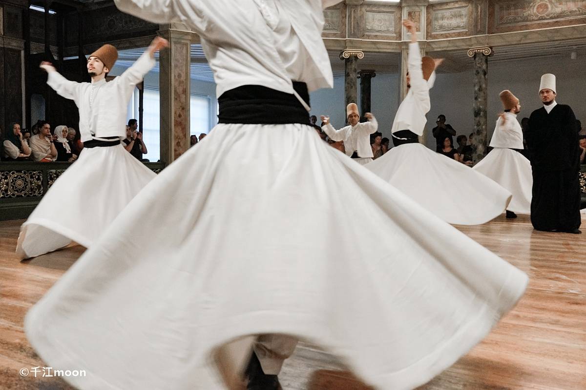被列入世界文化遗产名录的旋转舞，去土耳其旅行不可错过！_千江moon_新浪博客
