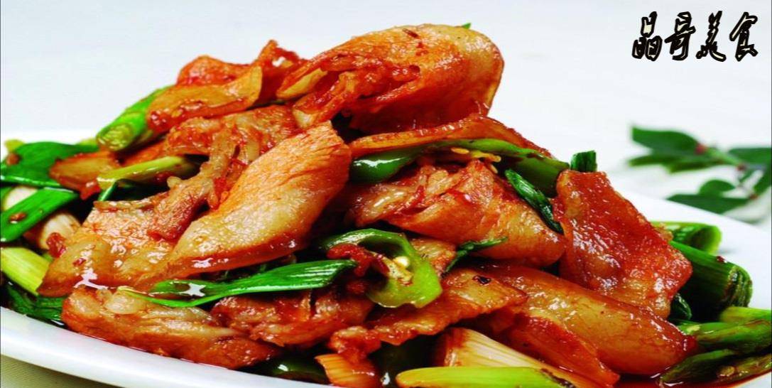 回锅肉和什么菜搭配好吃 3058abb5c30e43c1aa00e0ba45bec7c7.jpeg