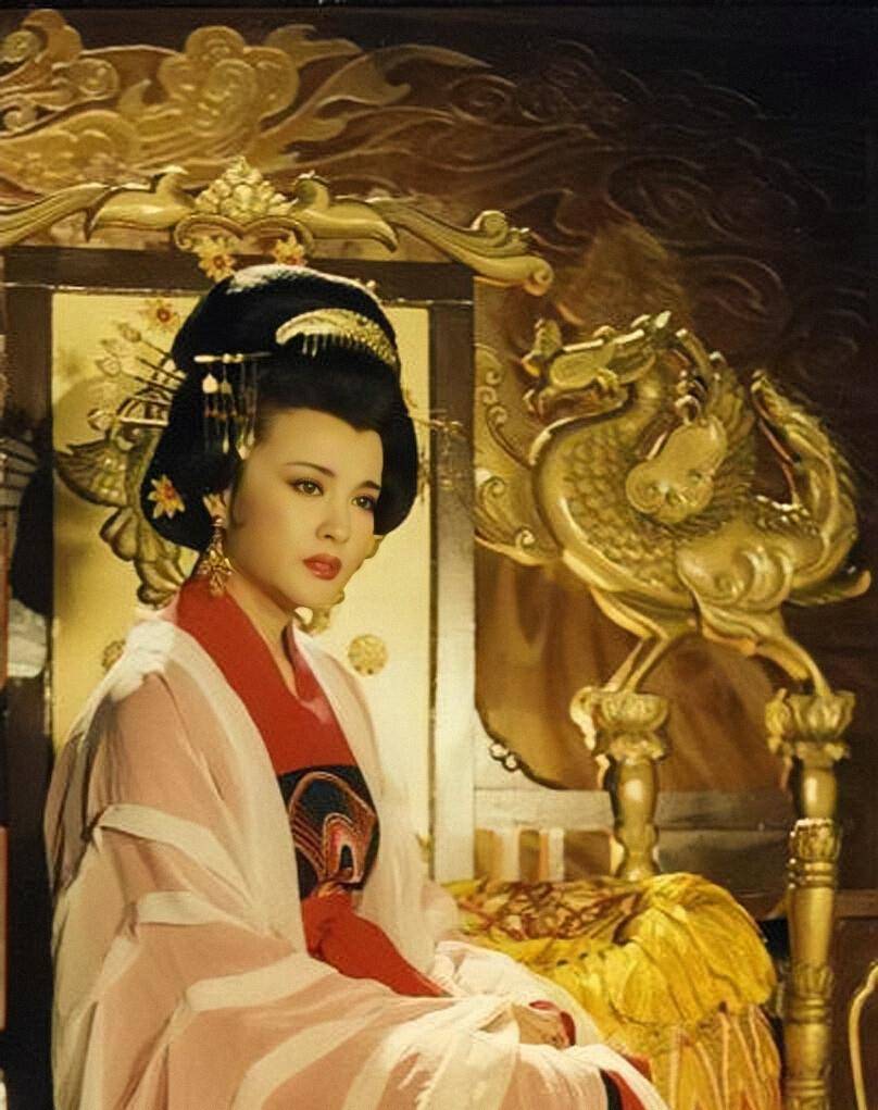 25年前的这部武则天,全剧美女云集,各有风采,连丫鬟都