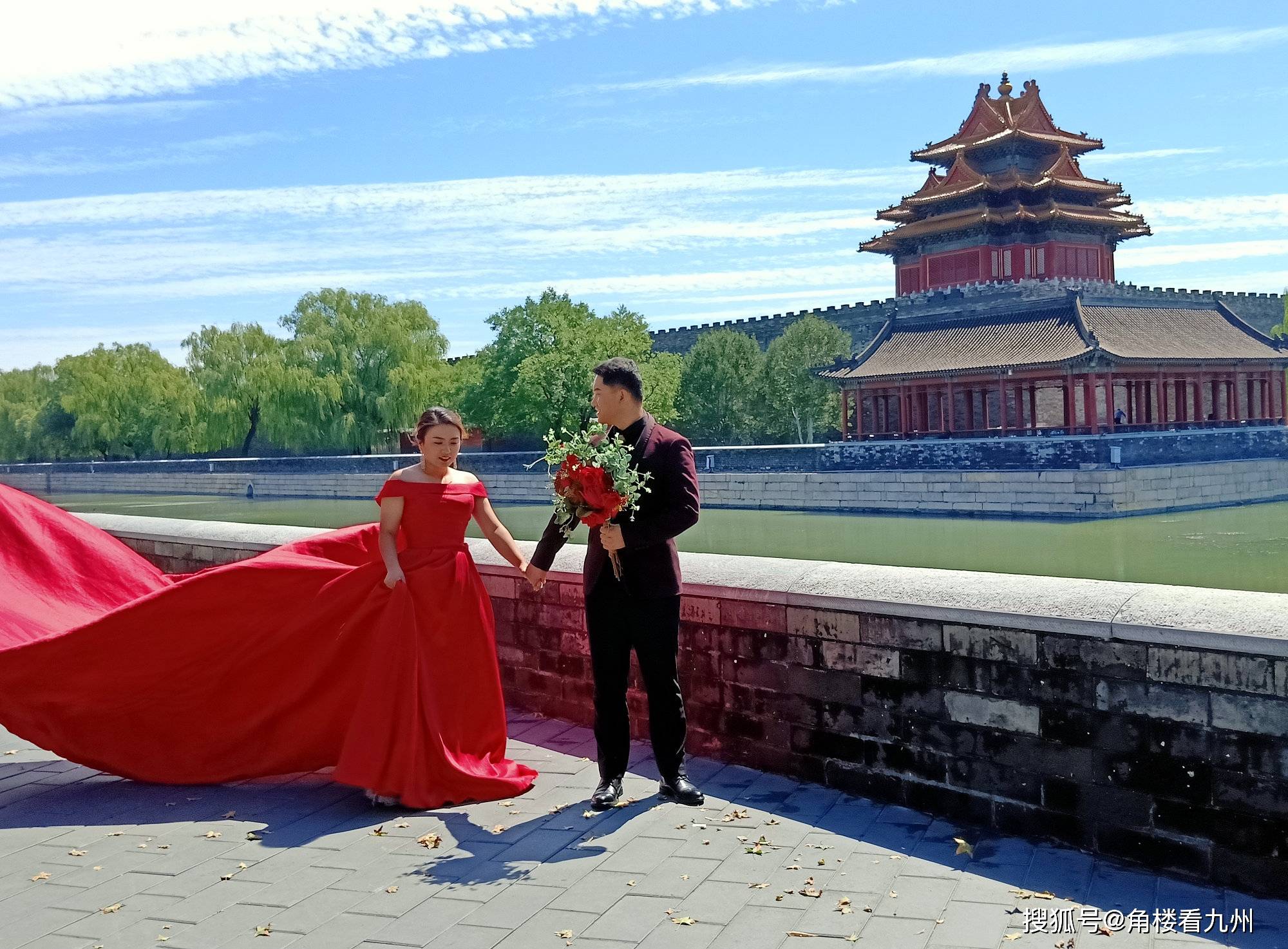 延吉拍婚纱照_延吉帽儿山(2)