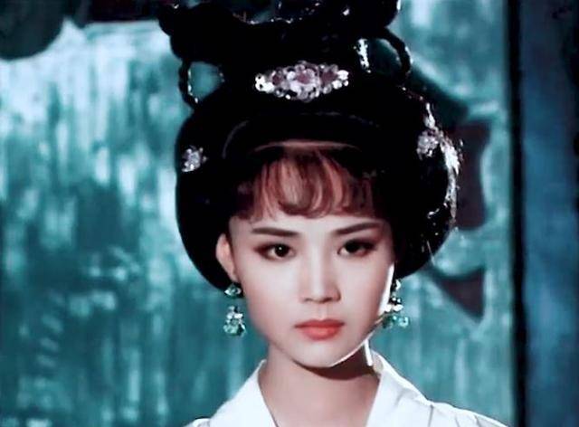 25年前的这部武则天,全剧美女云集,各有风采,连丫鬟都是绝色