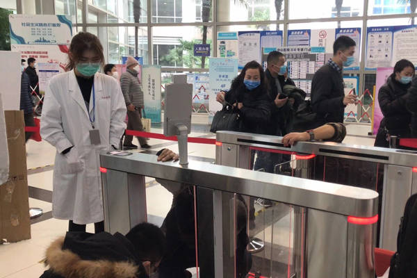 疫情|人脸识别测温终端国家平台健康码识别应用 赋能冬春季疫情防控