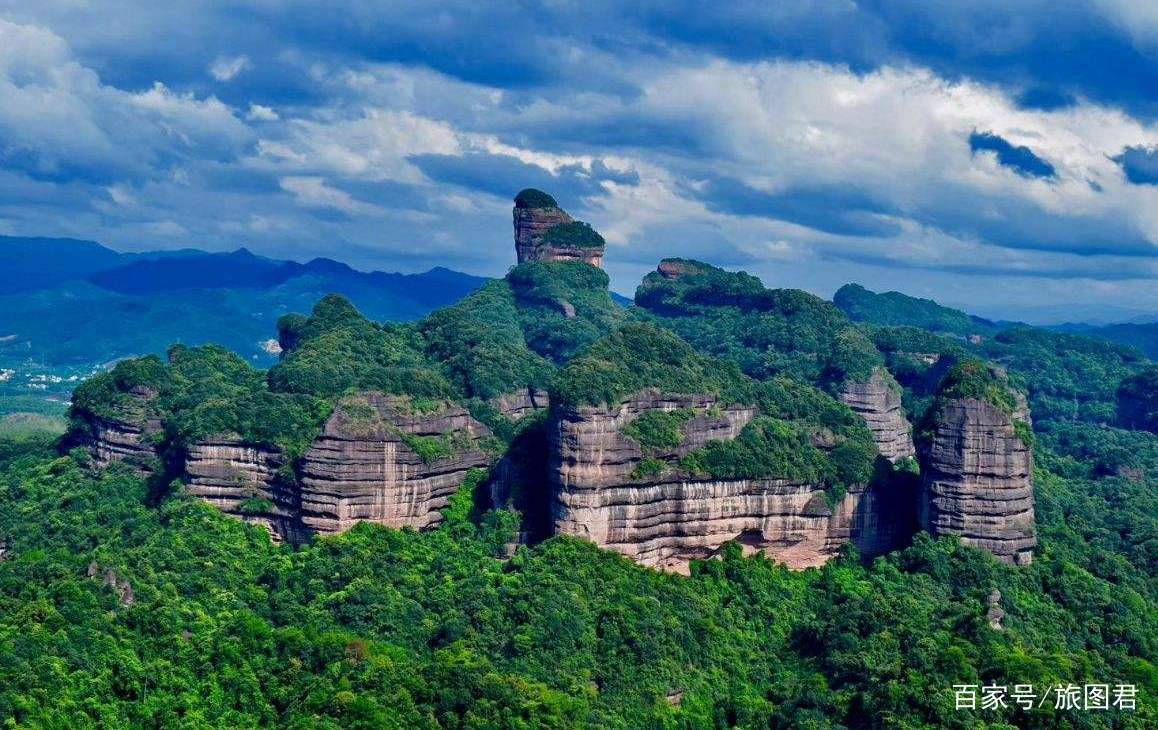 它是中国最美的丹霞，却遗憾错失世界遗产，如今终成AAAAA景区