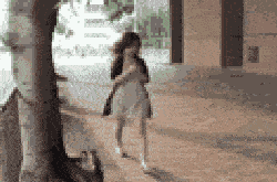 搞笑gif段子:8,媳妇做的包子这是我媳妇给我做的包子