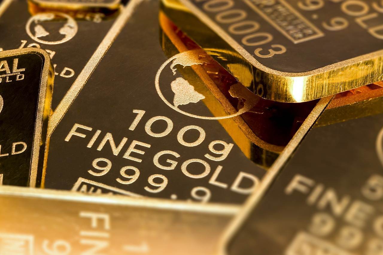 金价单月大涨8%？黄金又成了爆款香饽饽，黄金未