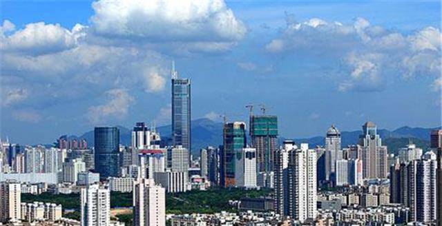 深圳未来gdp能否超上海_深圳gdp变化图(2)
