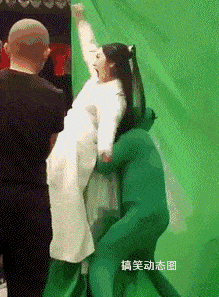 搞笑gif趣图:姑娘这样的游戏能带我一个吗?