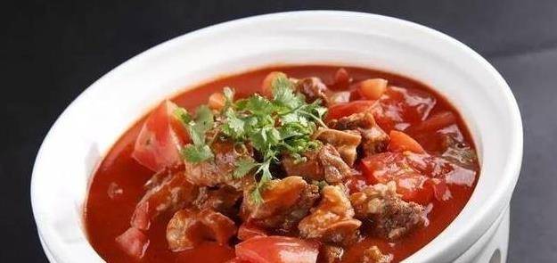 番茄洋葱土豆牛腩家常做法 e57fd269976d40b6b81d9bc2fd2fe4ee.jpeg