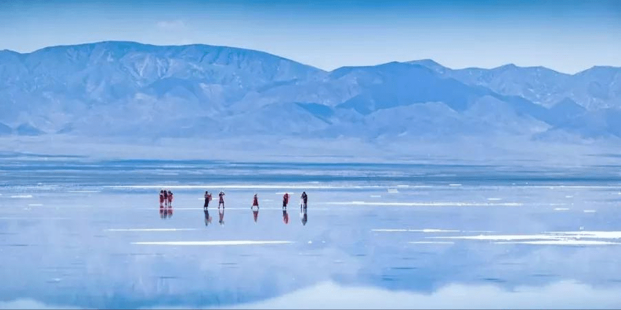 "天空之境"盐湖沉淀的只有盐和美景吗?绝对不止